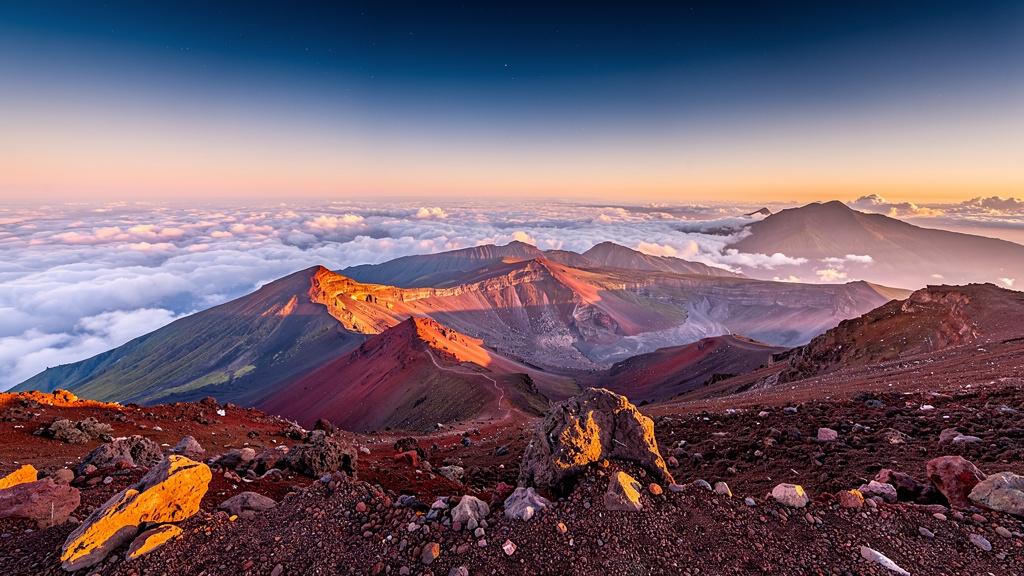 Haleakala sunrise with sea of clouds on Maui